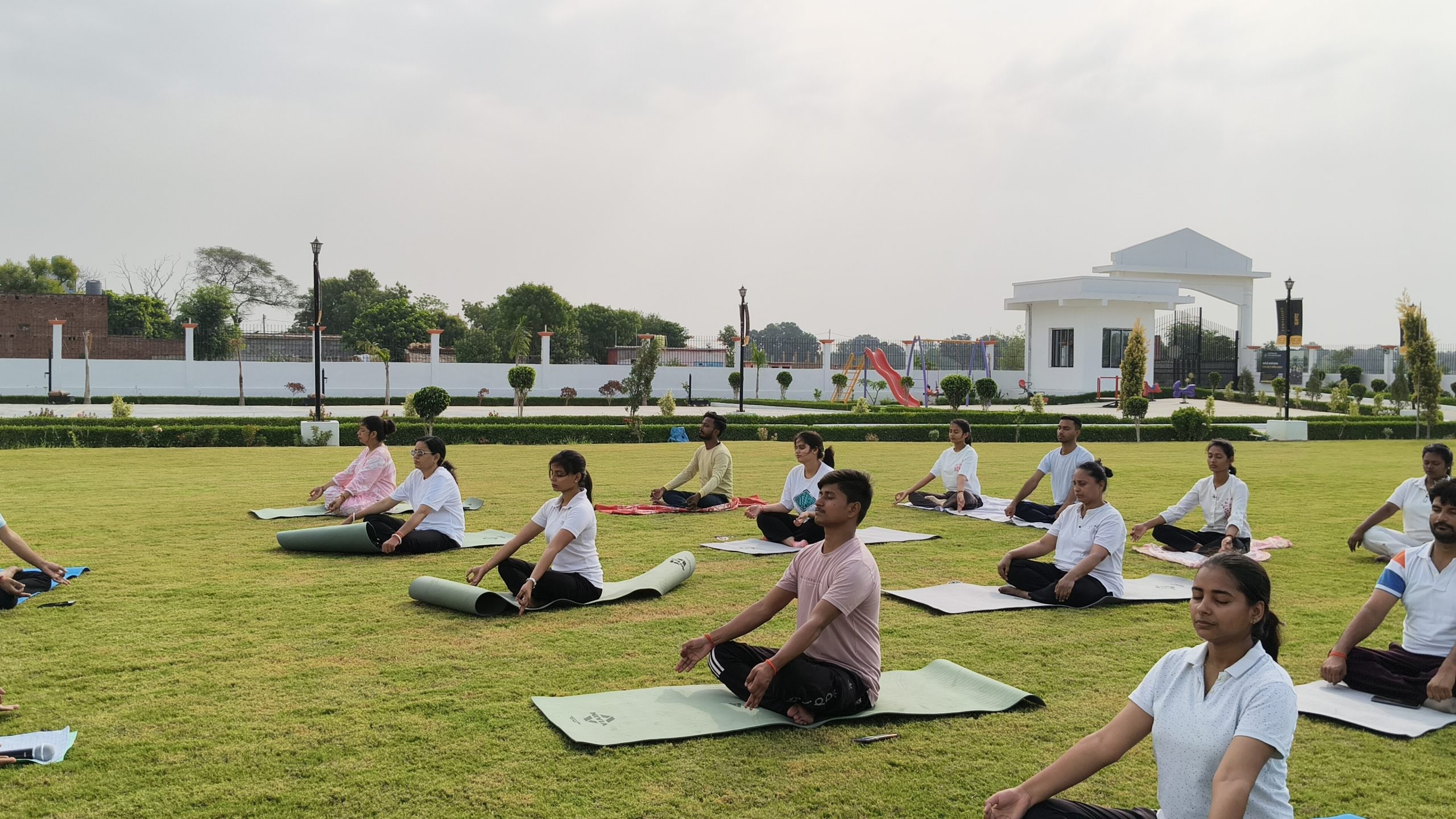 yoga 4
